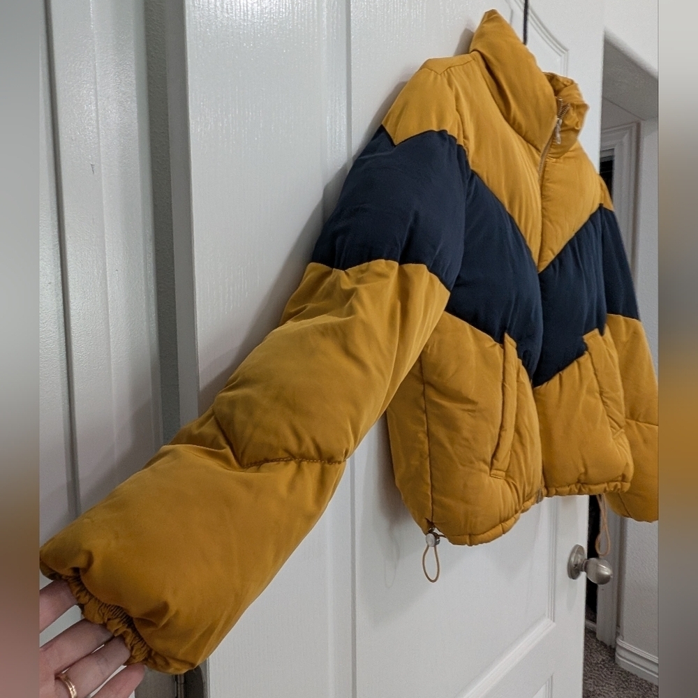 Love Tree Chevron Colorblock Puffer Jacket - Picture 7 of 14